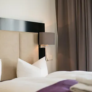 Goethe Business By Trip Hotel Frankfurt am Main